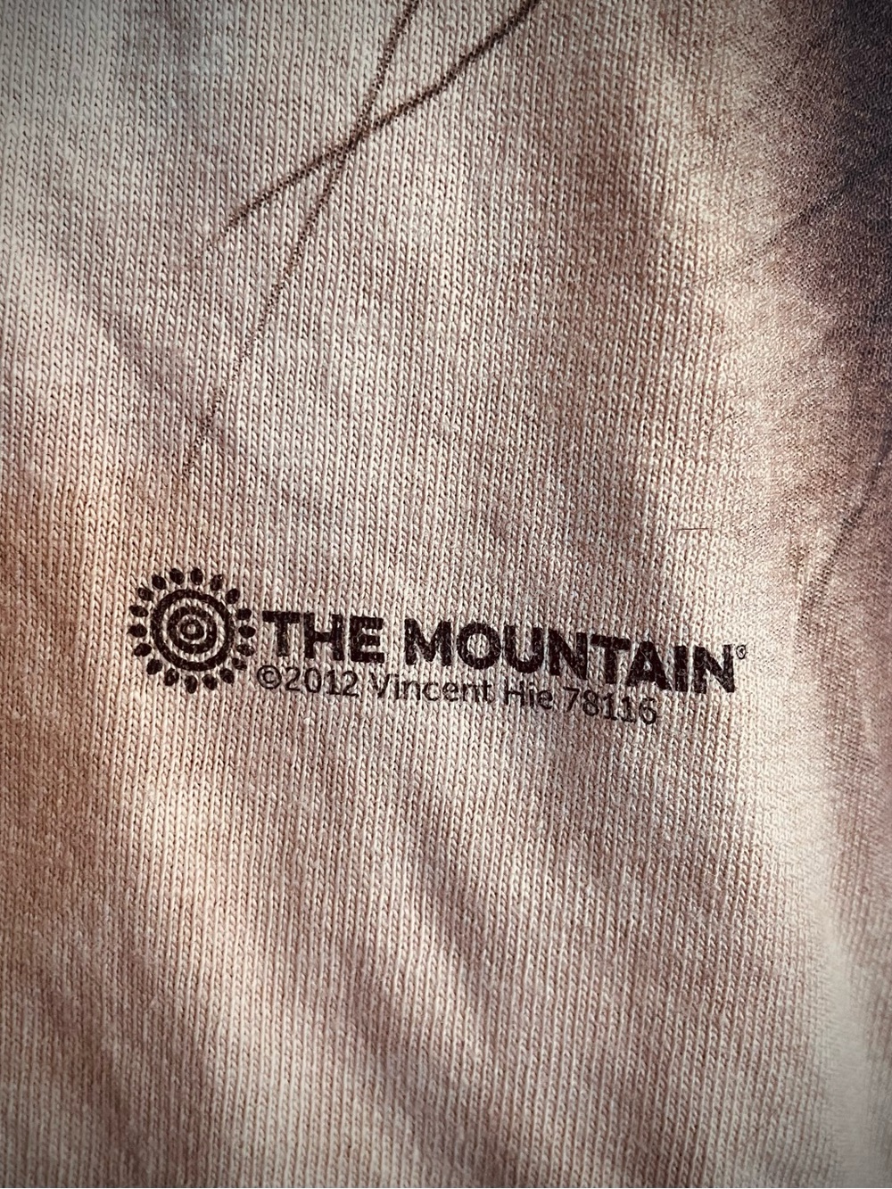 NEW The Mountain Chihuahua T Shirt Tan Tie Dye Vincent Hie NWT # 78116 XL NWT - Picture 6 of 8